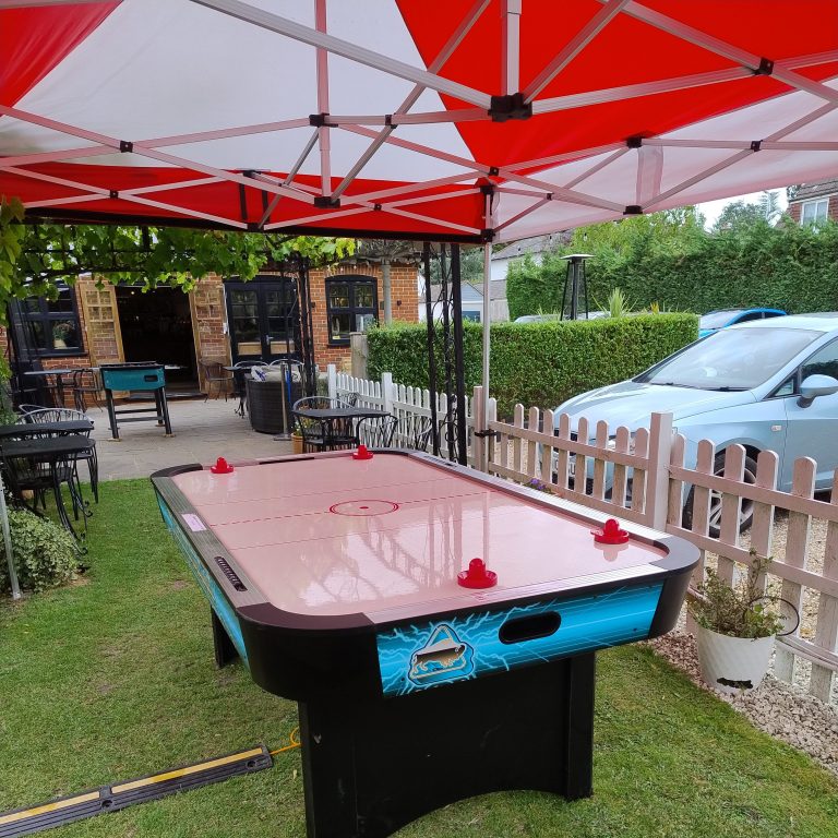 Air Hockey Game sheltered in a Side Stall