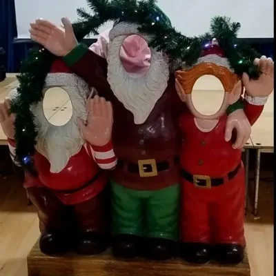 Elf Stand In